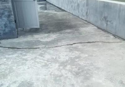 双流楼顶漏水维修公司分享下如何解决卫生间隐蔽部位漏水的问题?